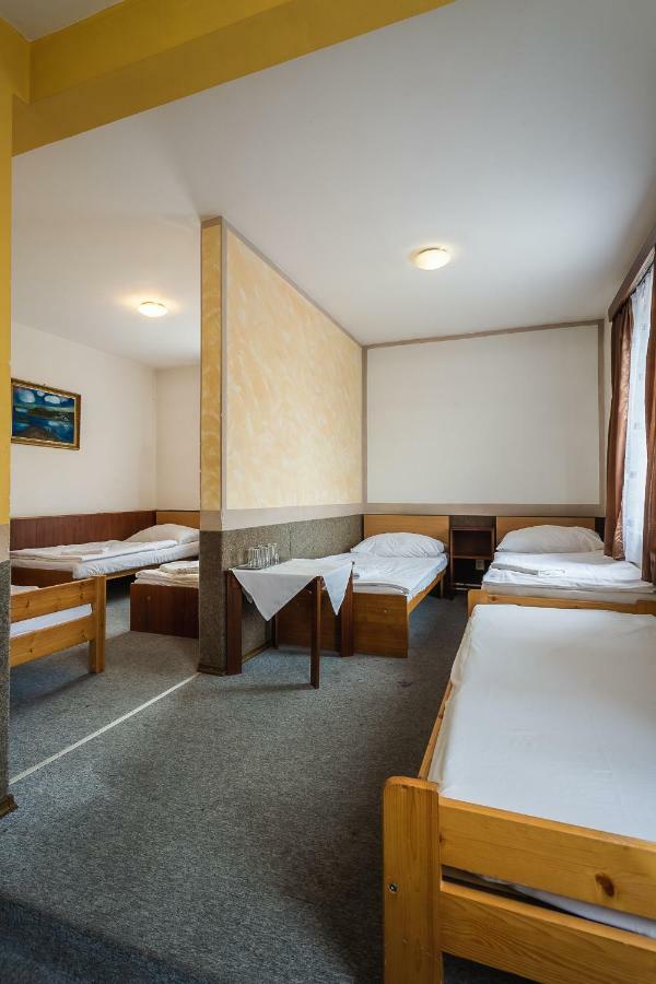 Hotel Alexander براغ المظهر الخارجي الصورة